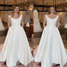 Satin Wedding Dresses Ivory White Beach Elegant Simple Sleeveless Bridal Gowns