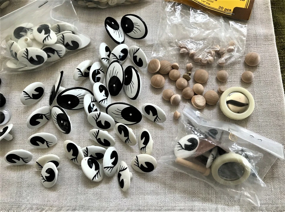 Surtido de botones para manualidades - 'OJOS' para tus creaciones de peluche Foto 3 de 4