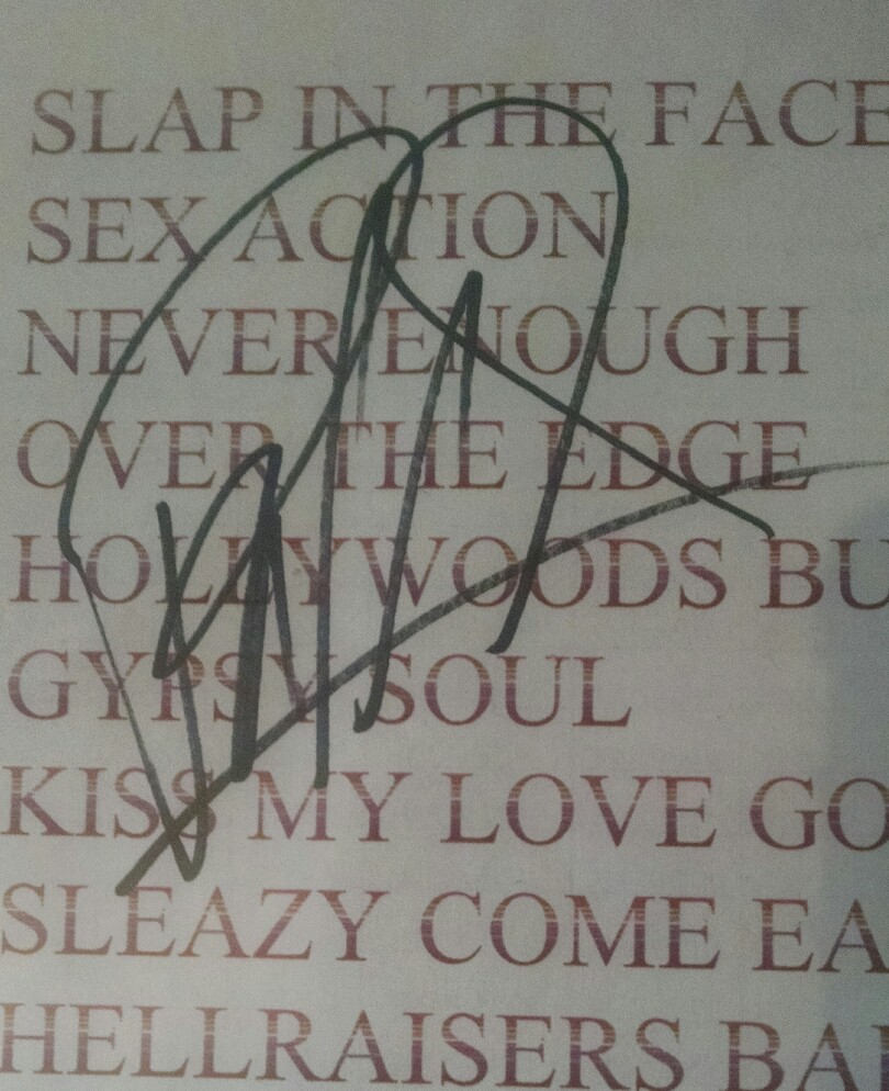 LA GUNS AUTOGRAPHED SETLIST PHIL LEWIS STEVE RILEY STACEY BLADES SCOTT ...