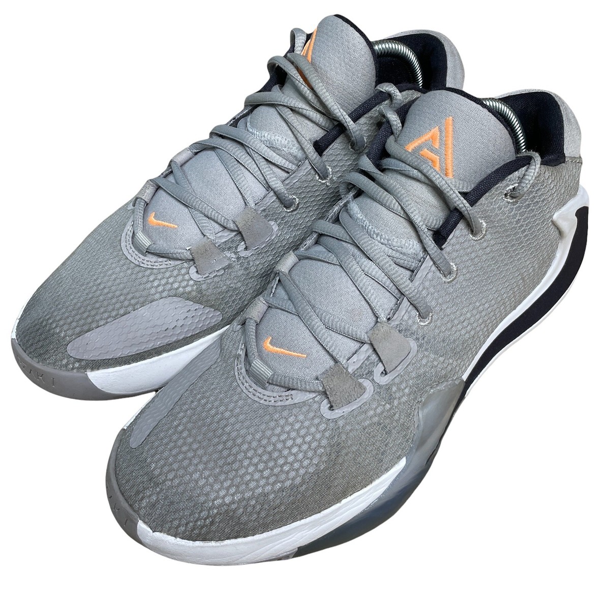 Nike Zoom Freak 1 Men's Size 8.5 Shoes Sneakers Gray Basketball