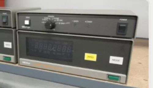 Mitutoyo Corporation LG-S1 Linear Gage Counters With LG-DA1 Controller