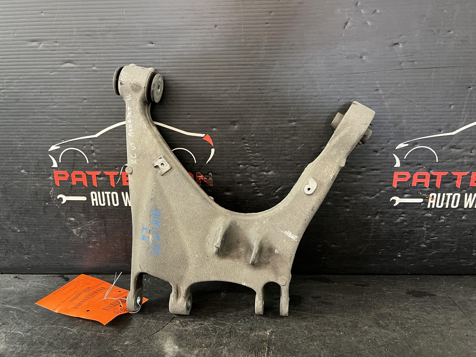 06-10 BENTLEY CONTINENTAL GT REAR DRIVER LEFT LH LOWER CONTROL ARM ID 03428821