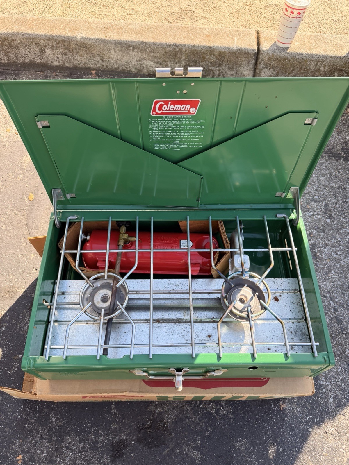 Vintage Coleman 425E 2 Burner Camp Stove W/Original Box & Paperwork