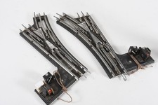 Q14G45- 2x Märklin Modelleisenbahn Weiche elektrisch links rechts Spur 0