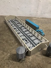 Hog Barn Fence and Feed Kit 40x150 (1/64 Scale) 