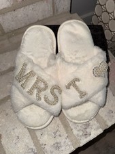 Bridal Mrs. Pearl Rhinestone Initial Fluffy Open Toe Slippers Size 38/39