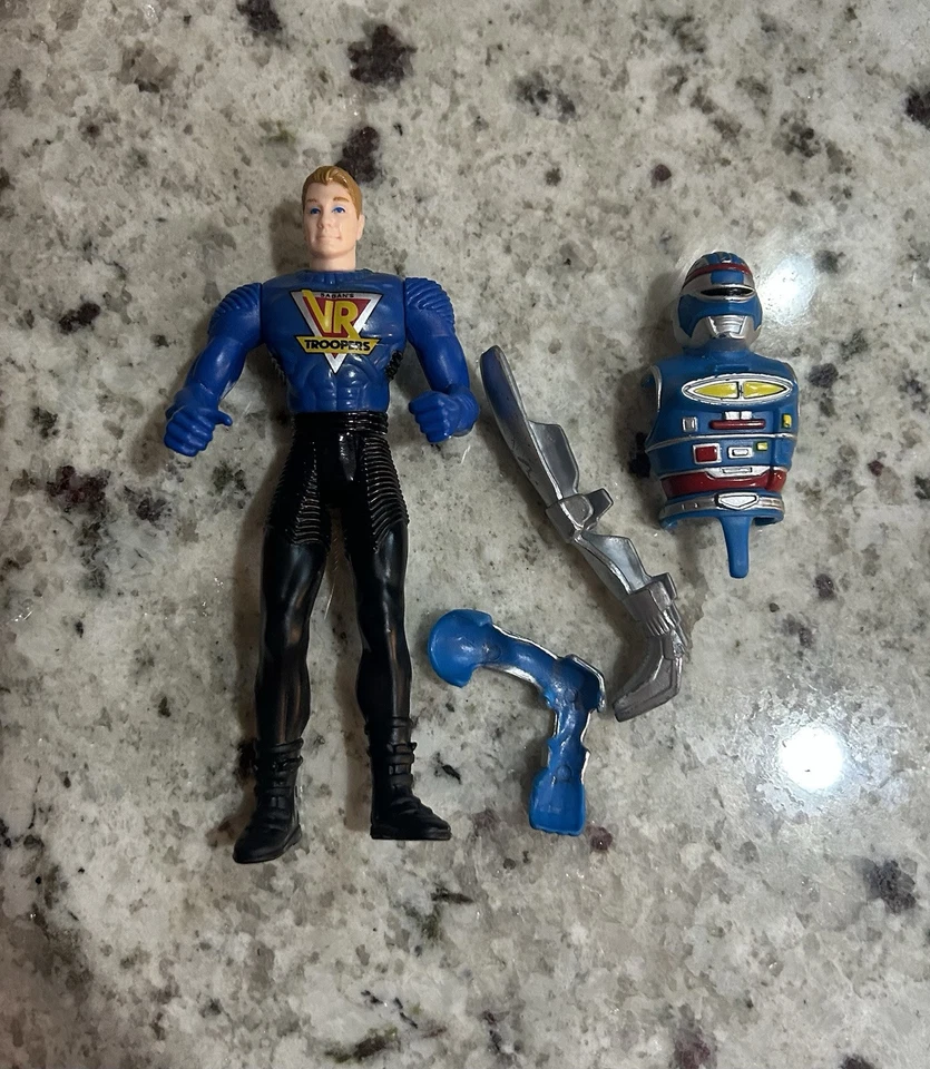 RARE! New 1995 Kenner VR Troopers Virtual Armor Ryan Steele And Bike Incomplete - Image 2 of 4