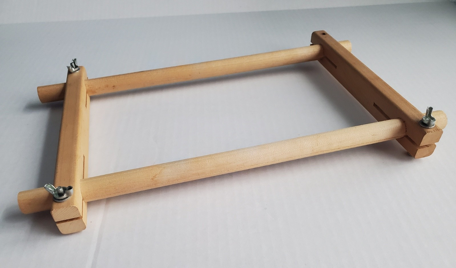Wooden Split Scroll Adjustable Frame for Embroidery/Needlework- 15" x 9"