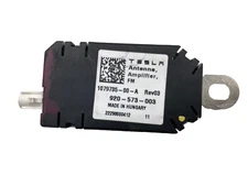 ⭕2017-2023 Tesla Model 3 Y Rear Antenna Amplifier AMP Radio FM Left 1079735-00-A