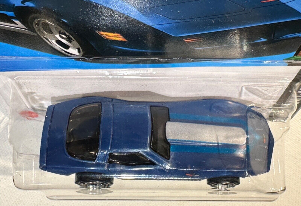2024 Hot Wheels Corvette Stingray #109/250 HW Dream Garage #5/5