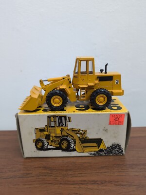 Caterpillar Cat 9636 Wheel Loader NZG 1:50 Scale Diecast Model