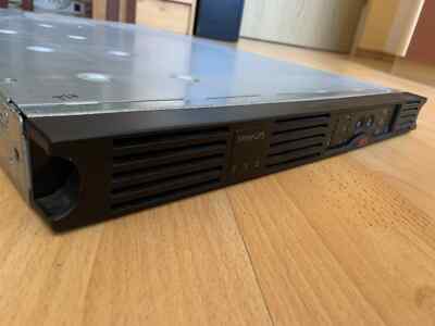 APC USV SUA1000RMI1U, Rack, 1000VA/640W 230V USB Serial Server Notstrom 1HE