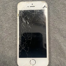 Used iPhone 5S Model# 1533 With Cracked Screen Good for Parts