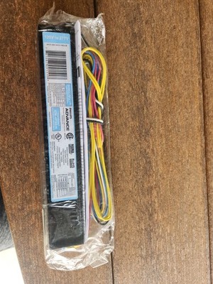 Phillips Advance Electronic Ballast  Centium  1CN-4P32-N