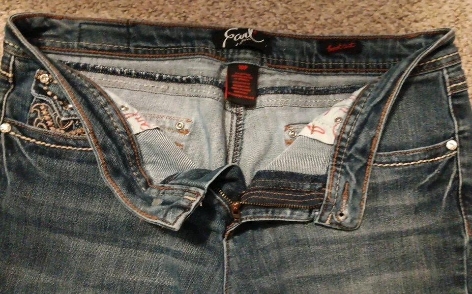 Earl Bootcut Jeans Size 10 P Womens Stretch Embellish Medium Wash Mid Rise 32x26 - Image 3 of 4