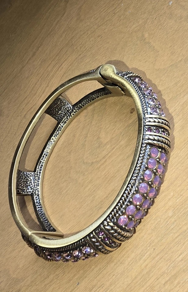 Brazalete Brazalete Heidi Daus Swarvoski Cristal Bisagras Calado Tonos Rosa Foto 2 de 4
