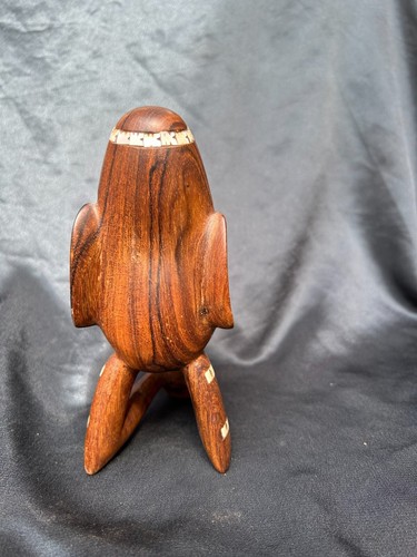 TALLA EN MADERA NGUZU NGUZU VINTAGE CON INSERTO DE NÁCAR - ISLAS SALOMON - Imagen 4 de 7