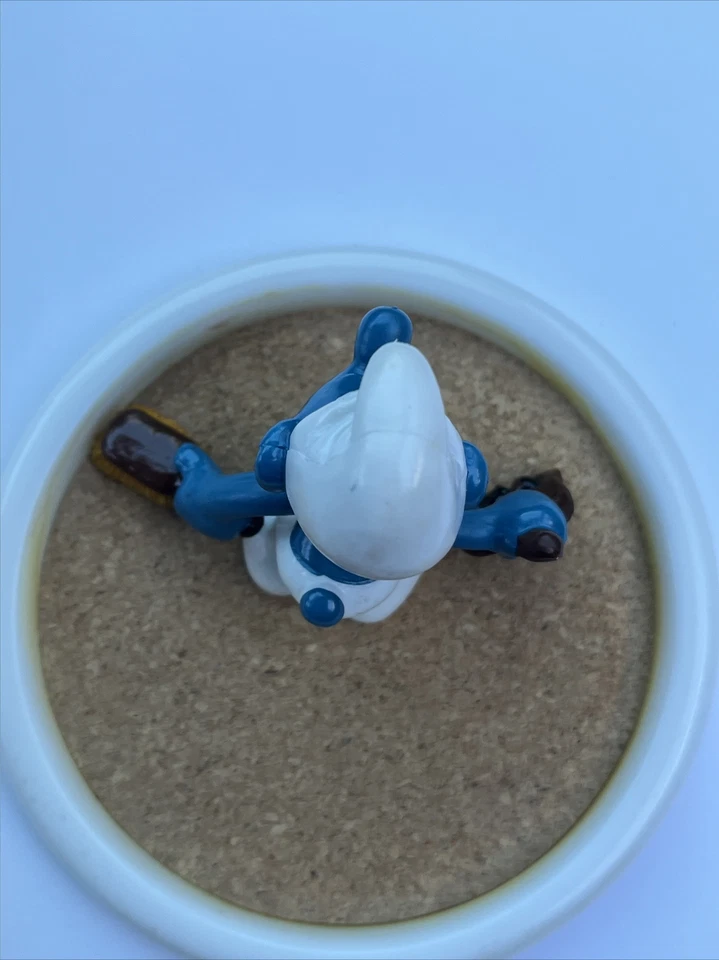 Pitufos 20189 recogedor pitufo cepillo escoba figura de colección PVC juguete estatuilla años 80 Peyo Foto 3 de 4