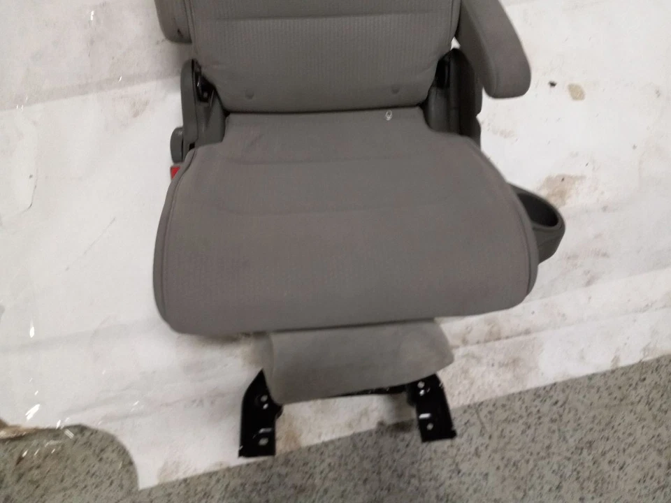 REAR DRIVER SEAT fits NISSAN QUEST 2008 - Image 3 of 4