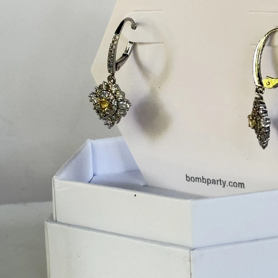 Bomb Party August Earrings Ombre Peridot "Lovely Oasis" Hoops/Dangle Rhodium - Image 4 of 4