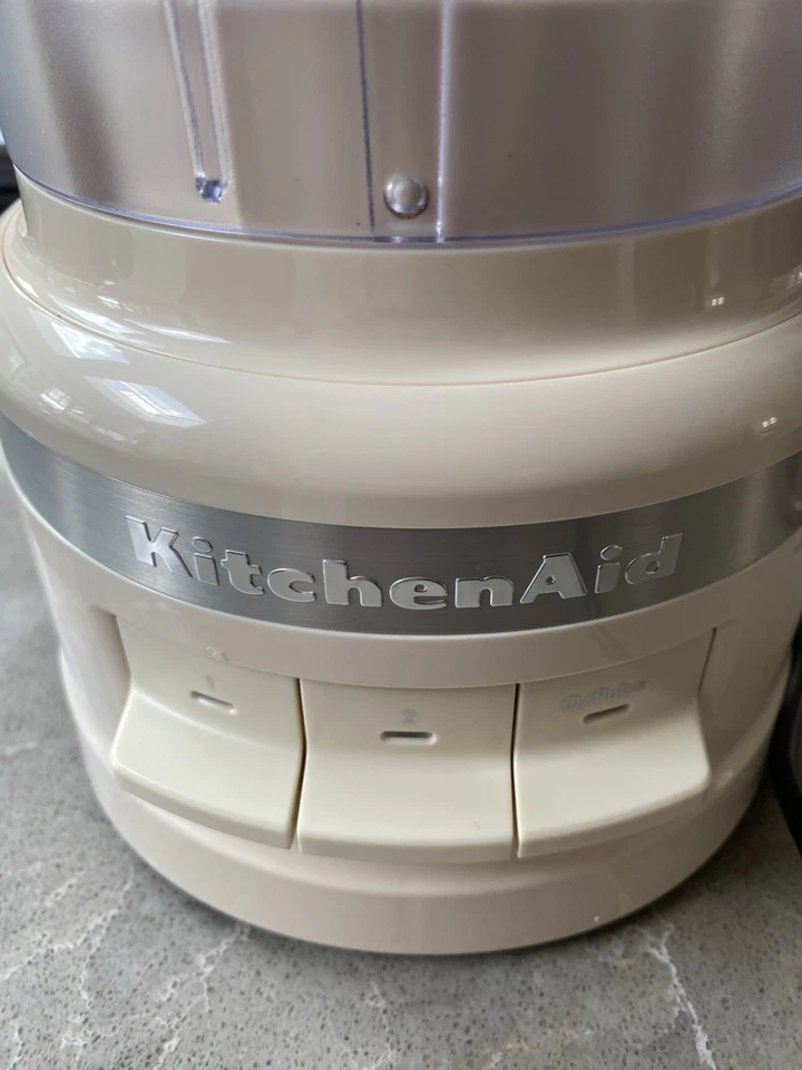 KitchenAid 1.7L Almond Cream Food Processor RRP£169 - Image 4 of 4