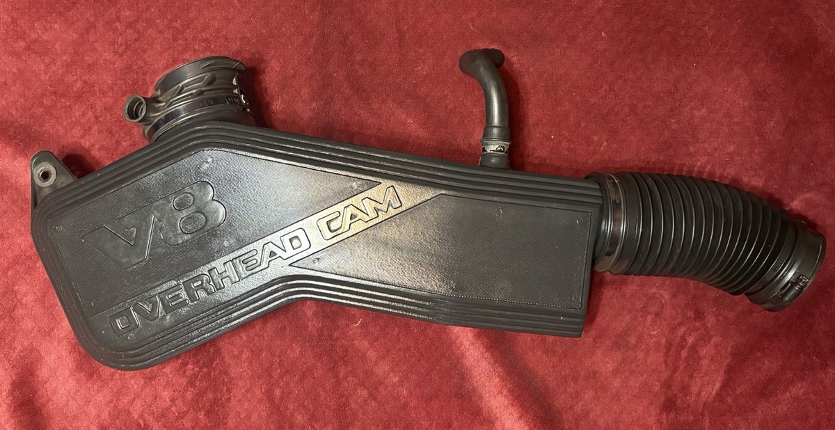 91-94 Grand Marquis Crown Victoria Lincoln Town Car Air Intake Duct Tube