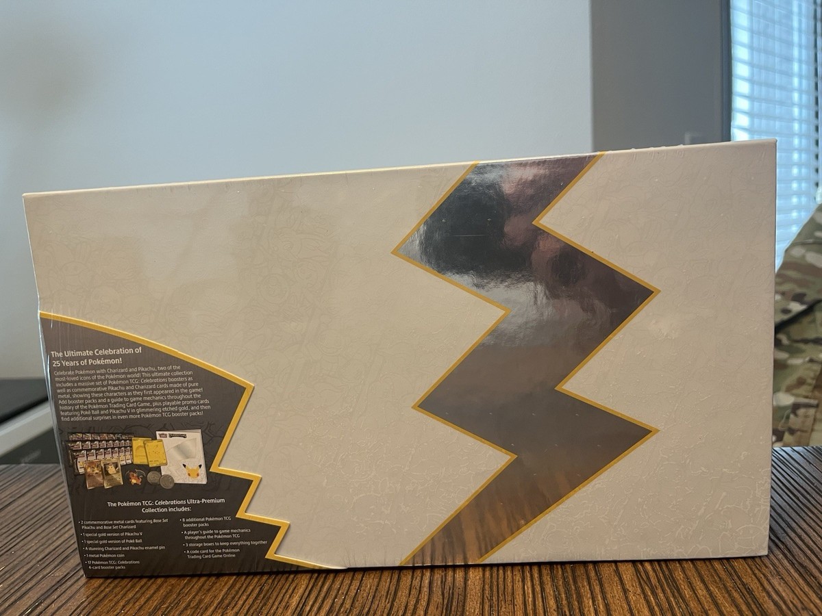 Pokémon TCG: Celebrations Ultra-Premium Collection Box (2021