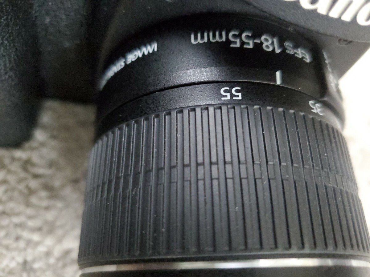 Canon Eos 50D with a Canon 55mm f/18 EFS lens Very Nice Canon Eos 50D with a Canon 55mm f/18 EFS lens Very Nice