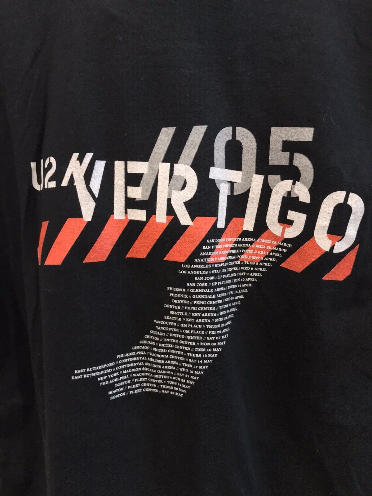 VINTAGE 2005 U2 Vertigo Tour T-shirt Black Mens Medium Made in USA