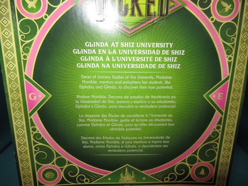 Wicked Glinda an der Shiz University - Bild 5 von 6
