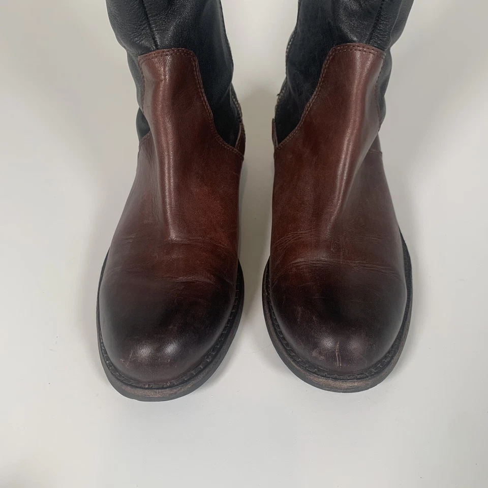 Vince Camuto Tall Riding Boots Woman’s Size 8B Zip Leather Black Brown - Image 4 of 4