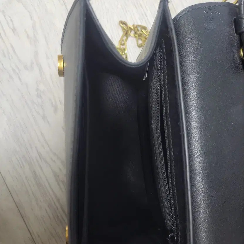 Leopard Pattern Chain Shoulder Bag with Cowhide L… - image 3