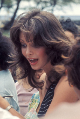 Jaclyn Smith am Set von Charlies Engel Staffel 2 Episode 1 Ent - 4x6 Foto
