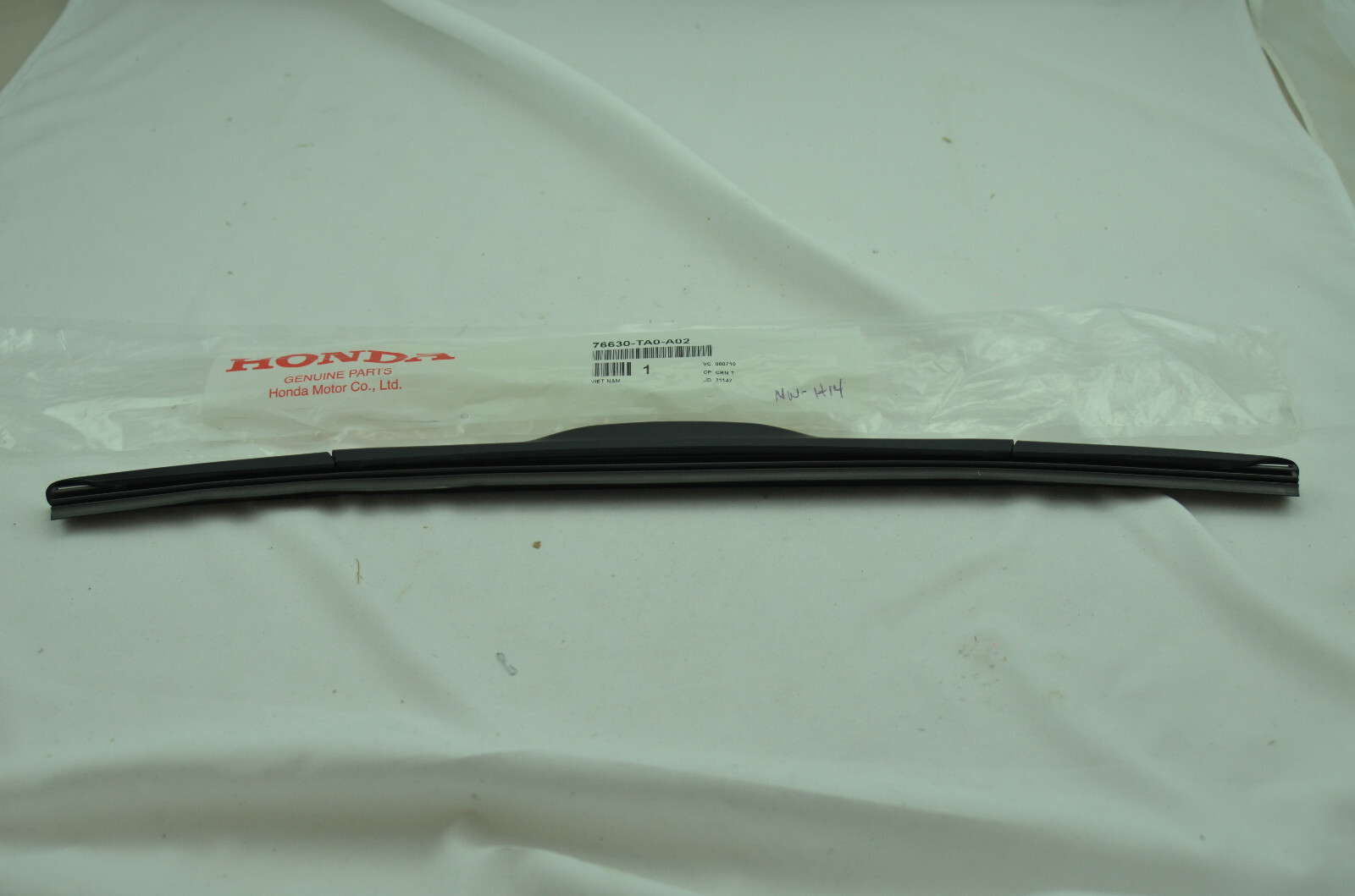 NEW Genuine 20082012 Honda Accord Windshield Wiper Blade 76630TA0A02