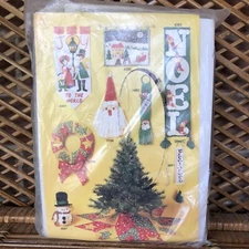 VTG Artcraft Concepts Christmas Characters Bell Pull Green Macrame Kit #1483 NOS