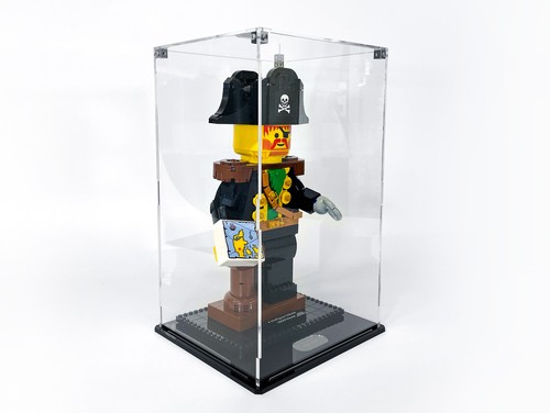 Funda de exhibición BRIXBOX para LEGO® House exclusiva Pirata Capitán Barba Roja 40504 - Imagen 6 de 31
