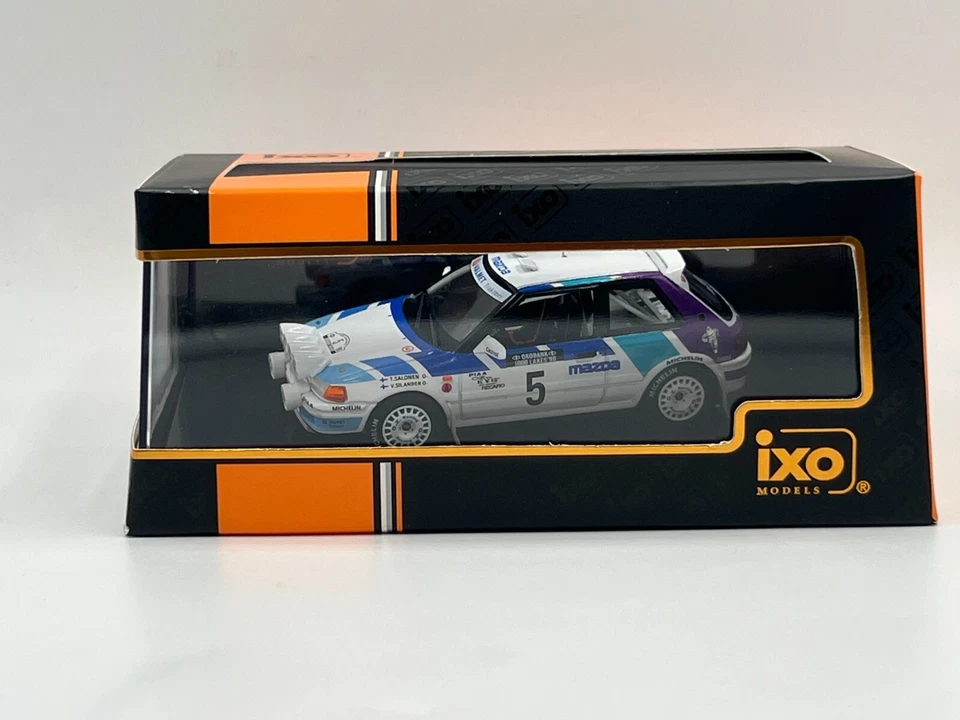 Mazda 323 GT-X #5 T.Salonen Rallye 1000 Lakes 1990 1/43 IXO Neuf Boite Vitrine - Photo 3/4