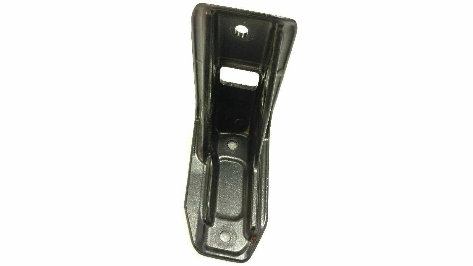 LAMBORGHINI HURACAN PASSENGER RIGHT SIDE SHOCK ABSORBER MOUNT BRACKET OEM 