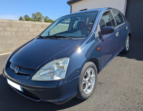 Civic 7  essence 1.6L vtec 100.000kms 5 portes