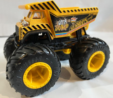 Hot Wheels Gotta Dump Monster Truck 1:64