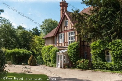 IWC1211 - Isle of Wight - frühe Ansicht, Afton Hotel & Garden Süßwasser. print 6x4
