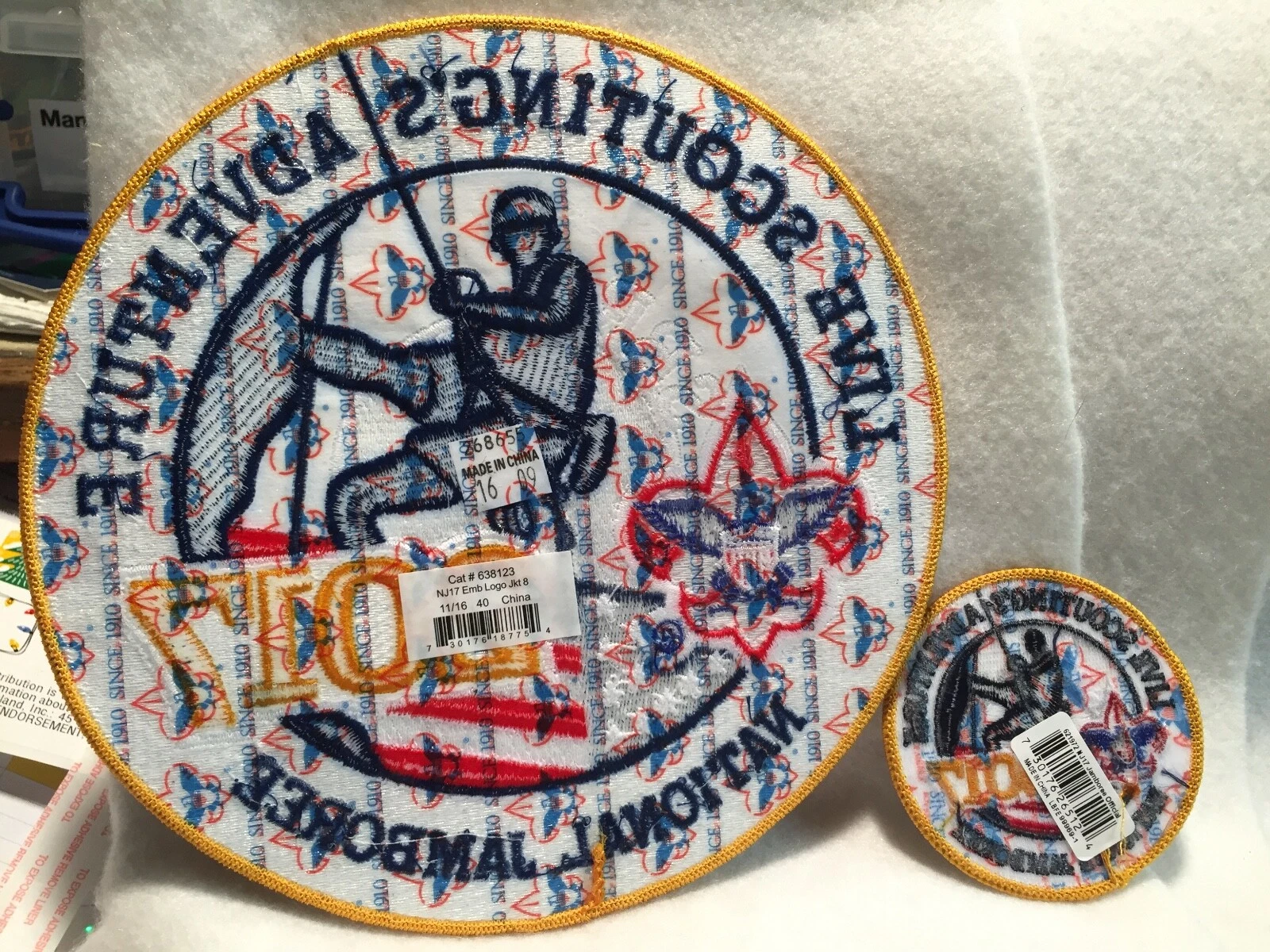 (T64G-1). BOY SCOUTS - 2017 NATIONAL JAMBOREE - 셔츠 3장과 재킷 패치 8장