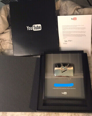 Unboxing the SILVER PLAY BUTTON - Automation Step by Step