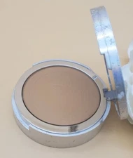 It Your Skin Butter CC+ Airbrush Perfecting Powder Deep 0.33 oz New 