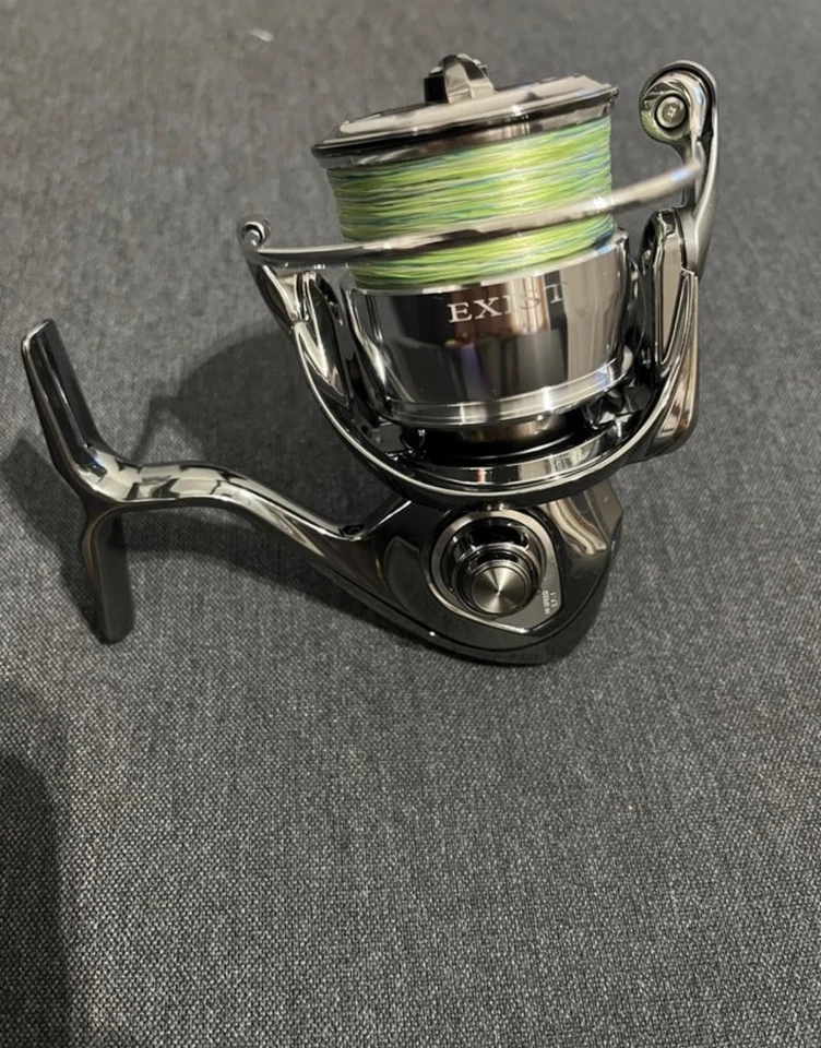 Daiwa Exist LT3000-H - Imagen 1 de 4