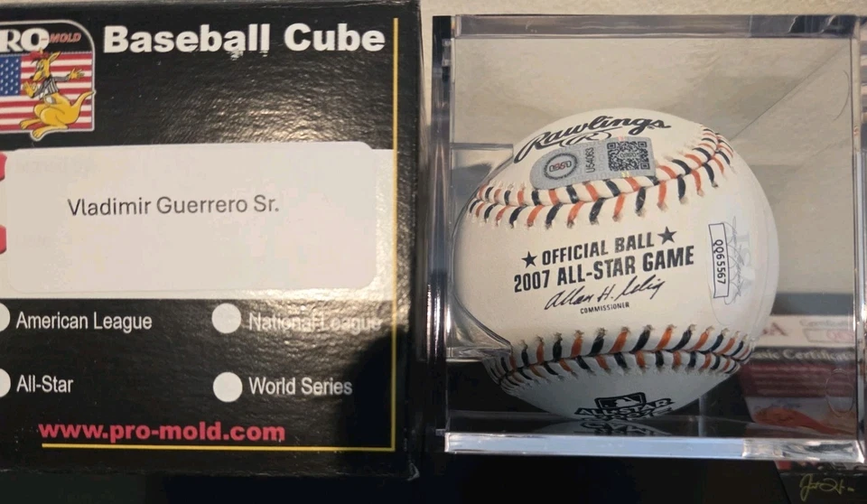 Vladimir Guerrero Sr. Autographed 2007 ALL STAR Baseball. JSA Certificate - Image 2 of 3