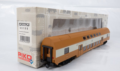 Piko 53100 Doppelstock-Sitzwagen  Senftopf  der DR Ep IV, Sehr guter Zustand