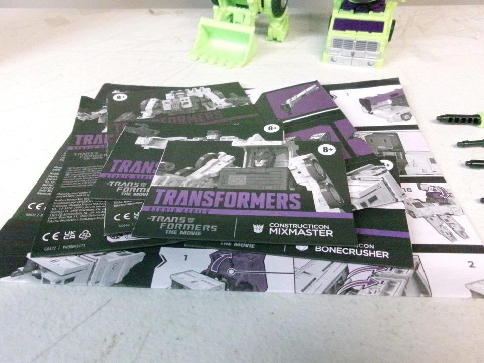 HASBRO - STUDIO SERIES 86 DEVASTATOR COMPLETE WITH INSTRUCTIONS #38 - Image 3 of 4