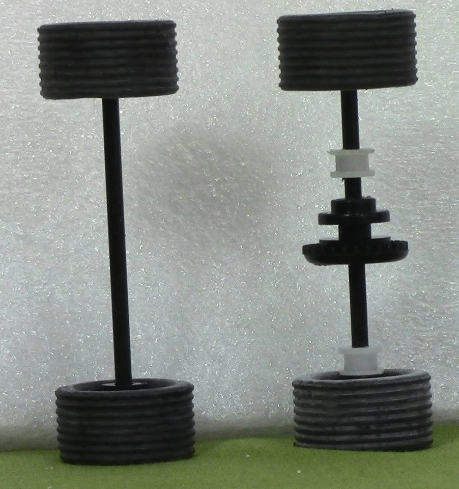 Scalextric C.8091 Axle Assemblies (Jaguar XJ220) new in pack - see close-ups! - Image 4 of 4