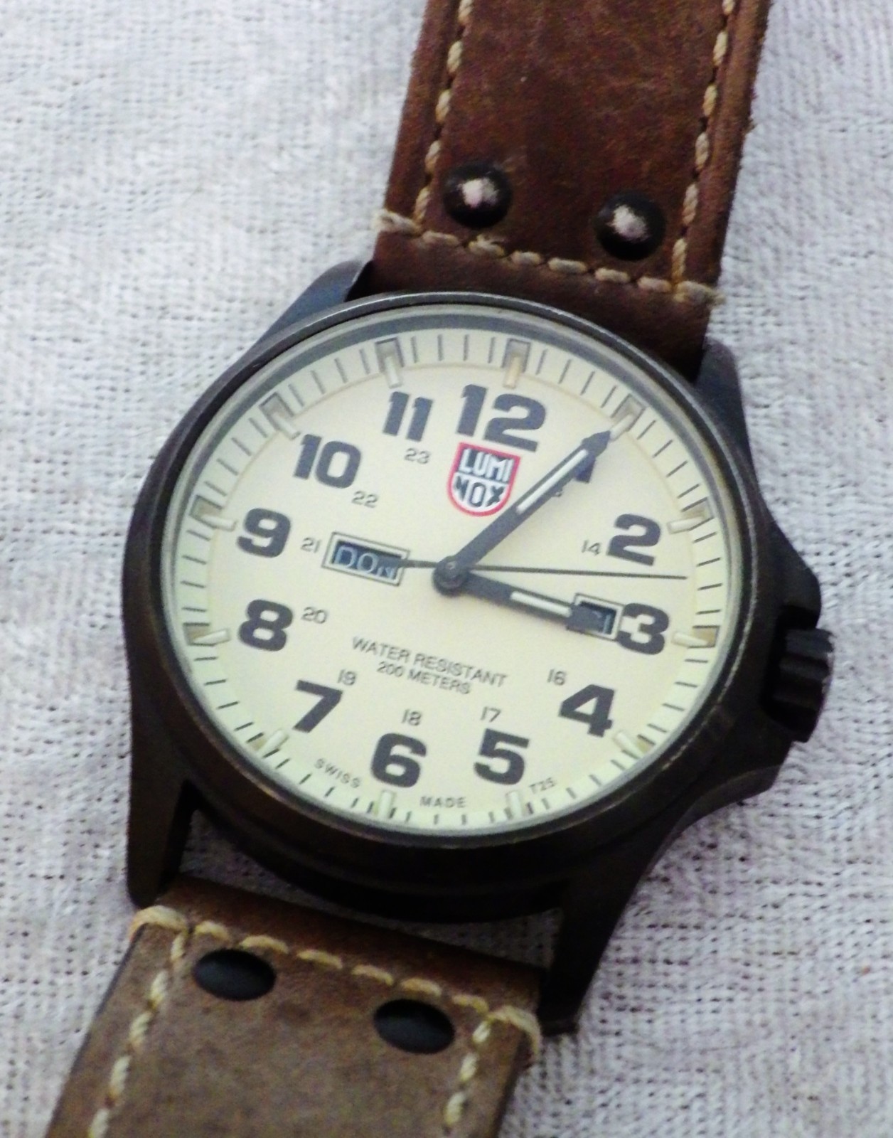 Luminox Atacama Field men watch day date Series 1920 new battery sand 45mm A1927